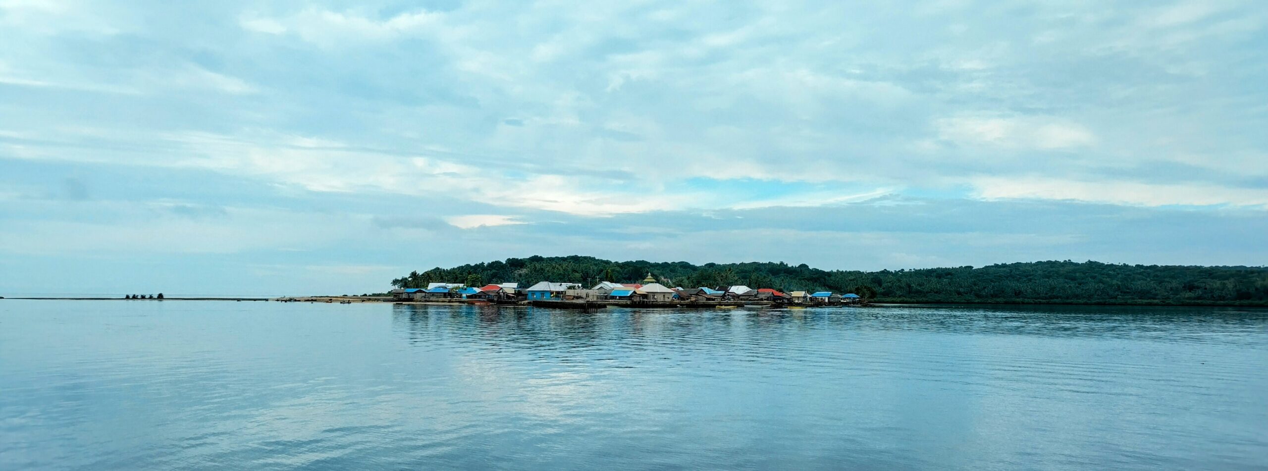 Desa Maar, Seram Laut